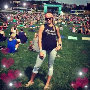 Meet your Posher, Courtney